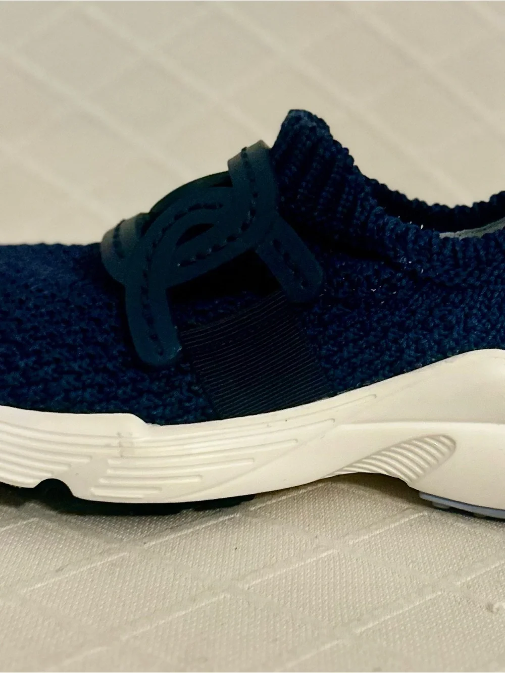 Toms new without